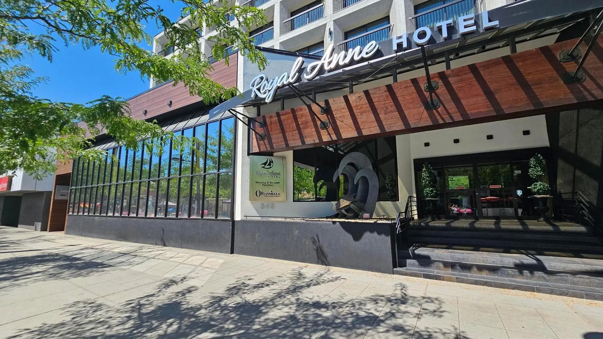 5 Top 3-Star Hotels in Downtown Kelowna Worth Booking