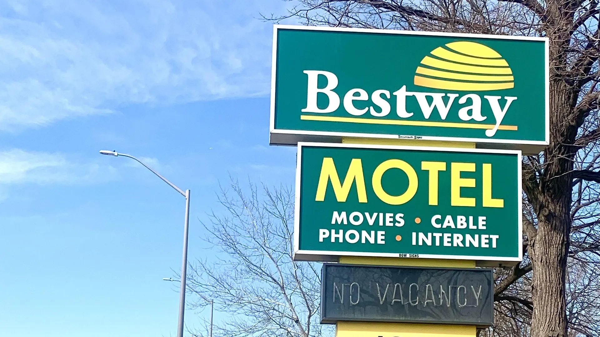 4 Top-Rated Airport Hotels in Southwestern Ontario