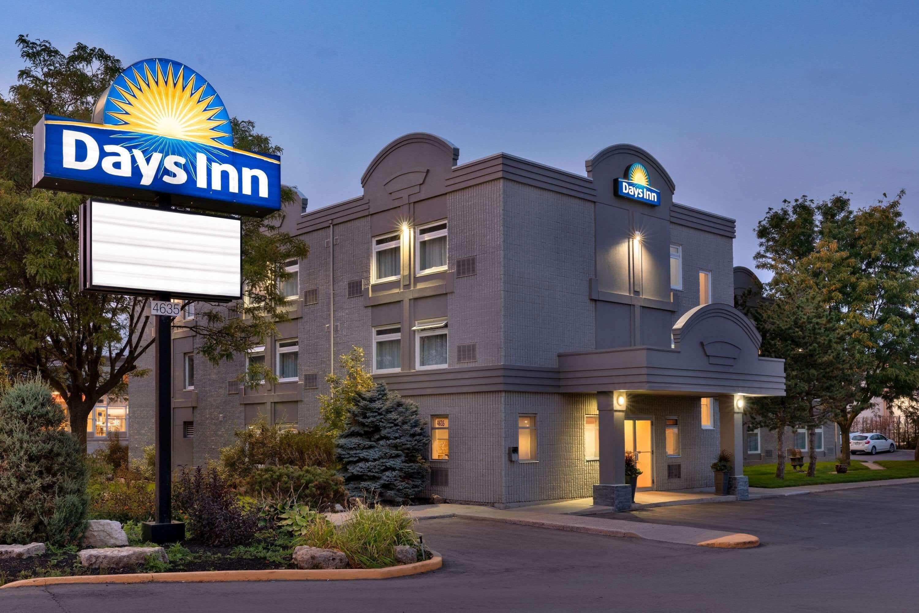 Where to Stay in Northeast Mississauga: 6 Best 3-Star Hotels