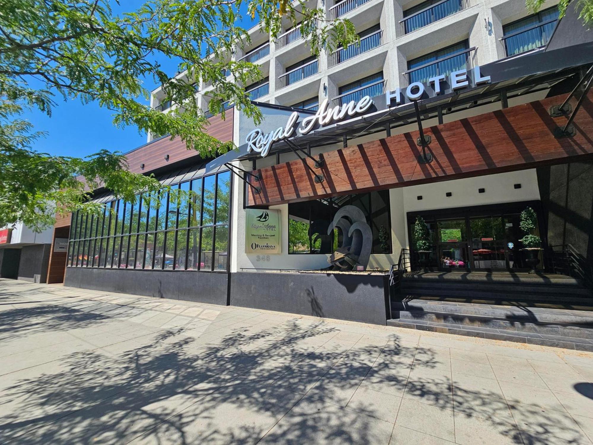 5 Top 3-Star Hotels in Downtown Kelowna Worth Booking