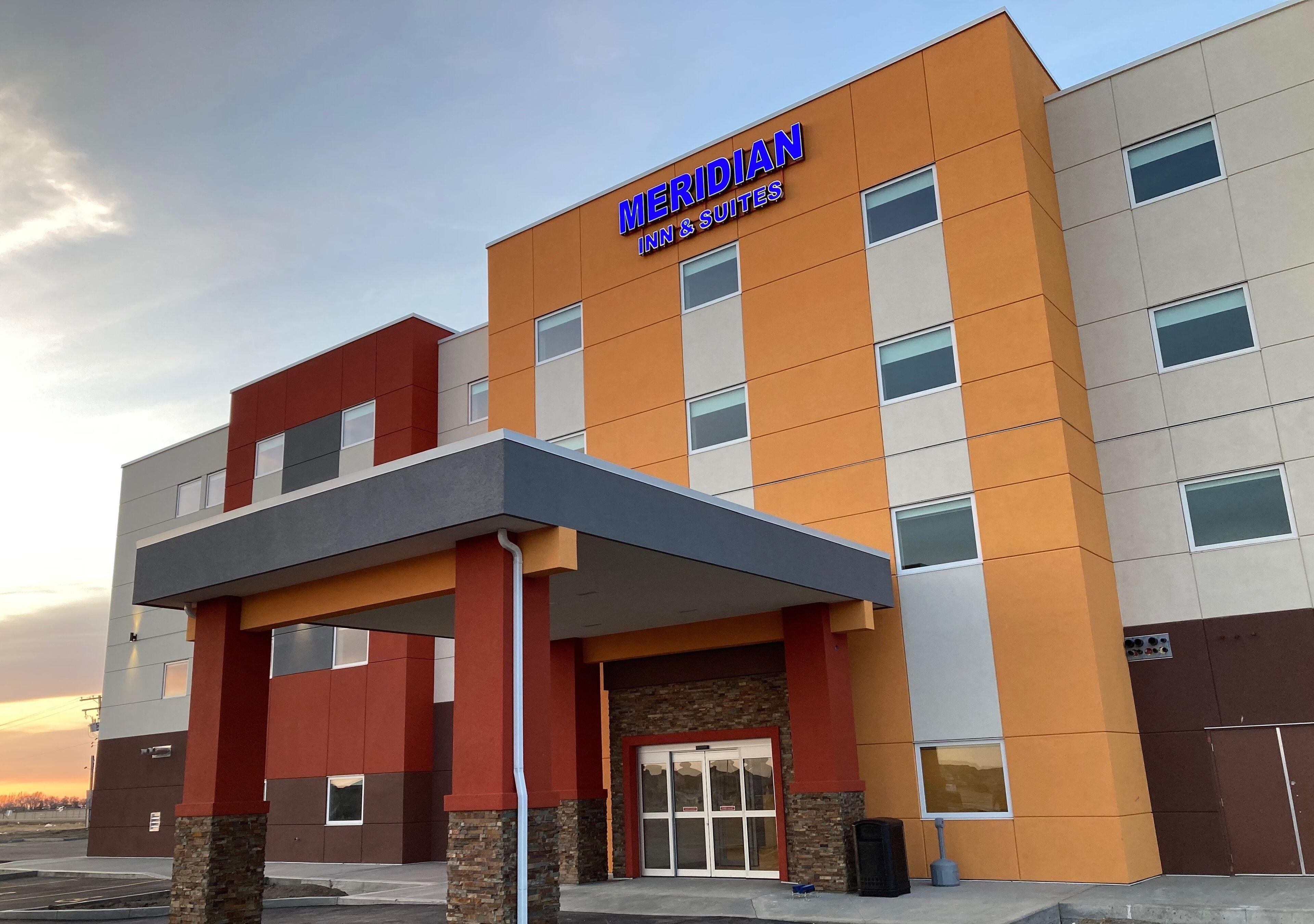 15 Couple Hotels in Canada West Worth Booking in 2024